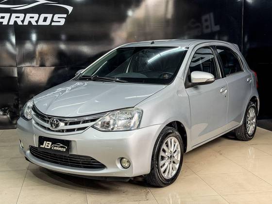 TOYOTA ETIOS 1.5 XLS 16V FLEX 4P MANUAL TOYOTA ETIOS 1.5 XLS 16V FLEX 4P MANUAL